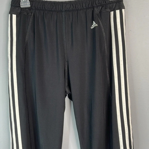 ADIDAS Girls Retro Cropped Track Pants Black White 3 Stripe Knicker CLIMACOOL XL - Picture 3 of 11